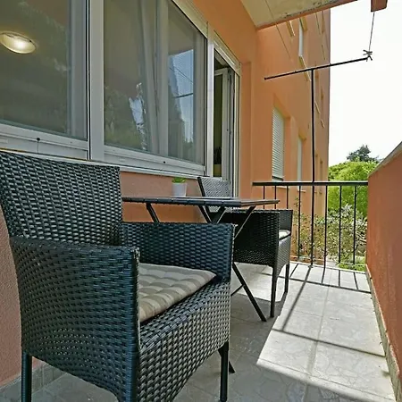 דירה Silent With A Little Balcony